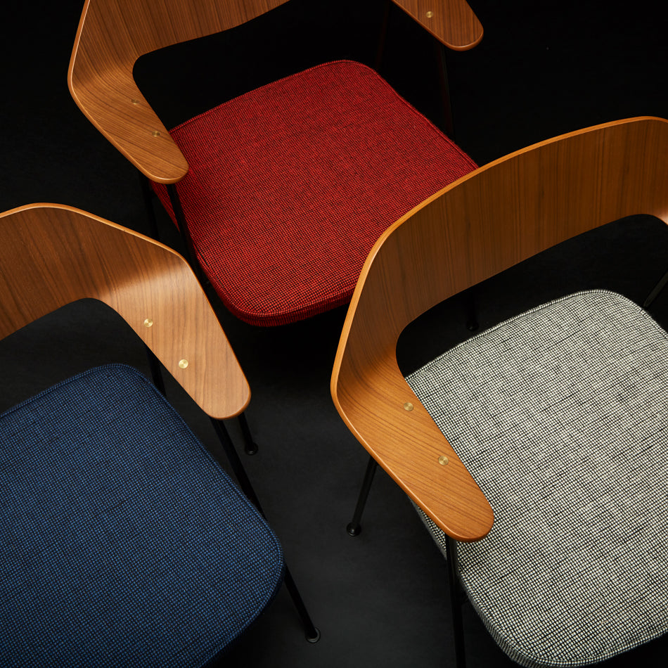 The special edition 675 chair by Robin Day