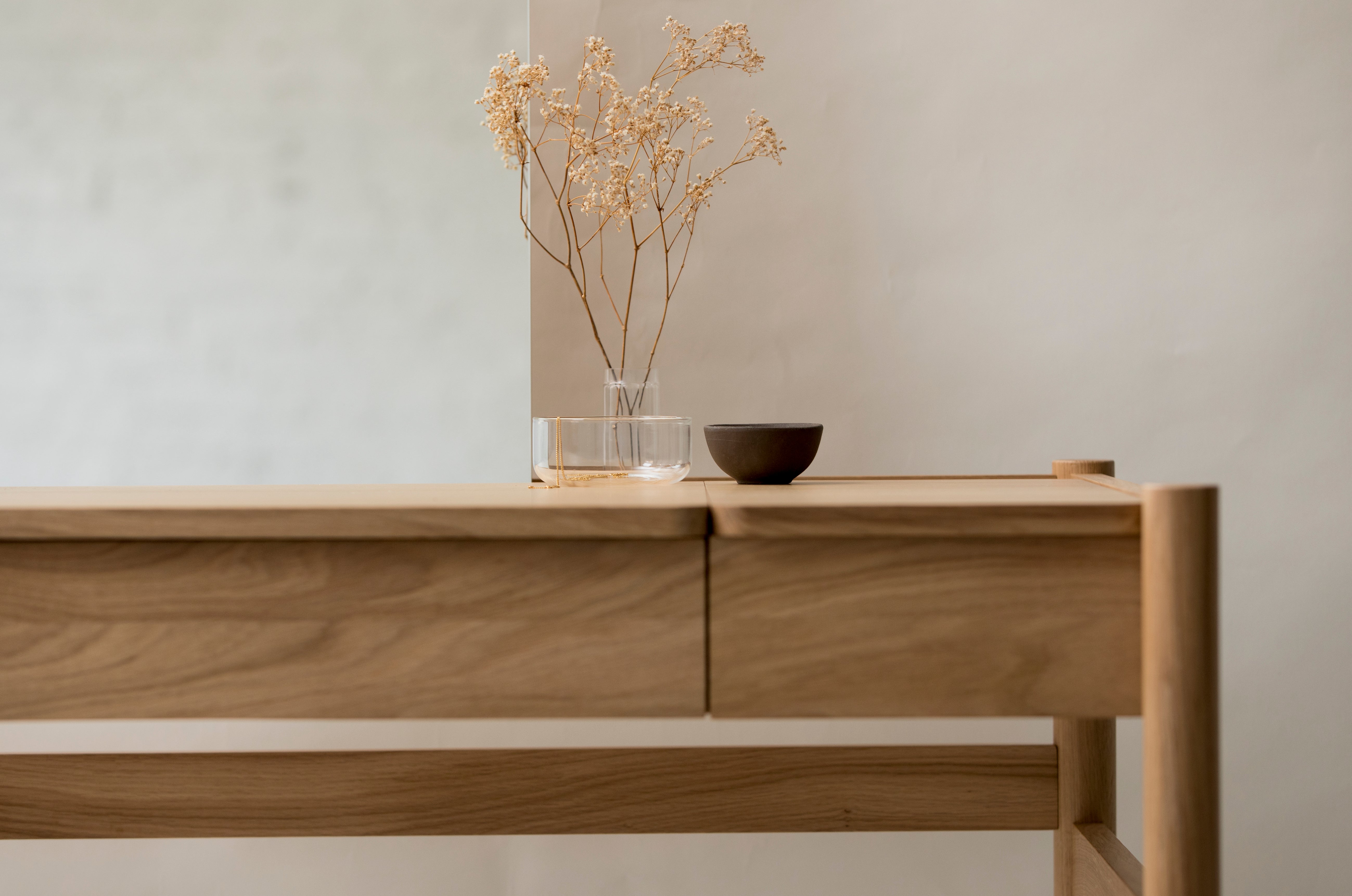 Modern dressing table designs for the bedroom