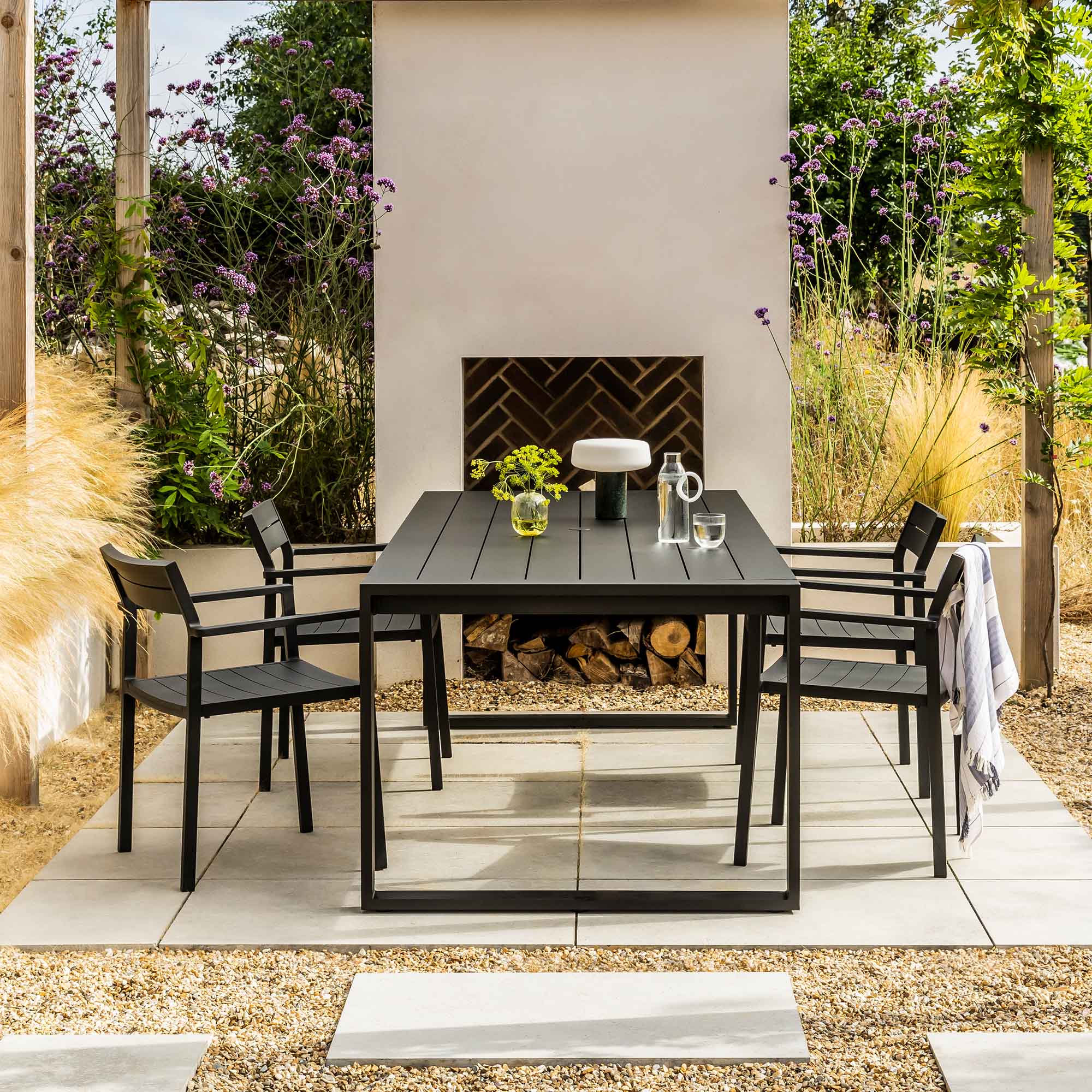 Solid Rechargeable Table Light