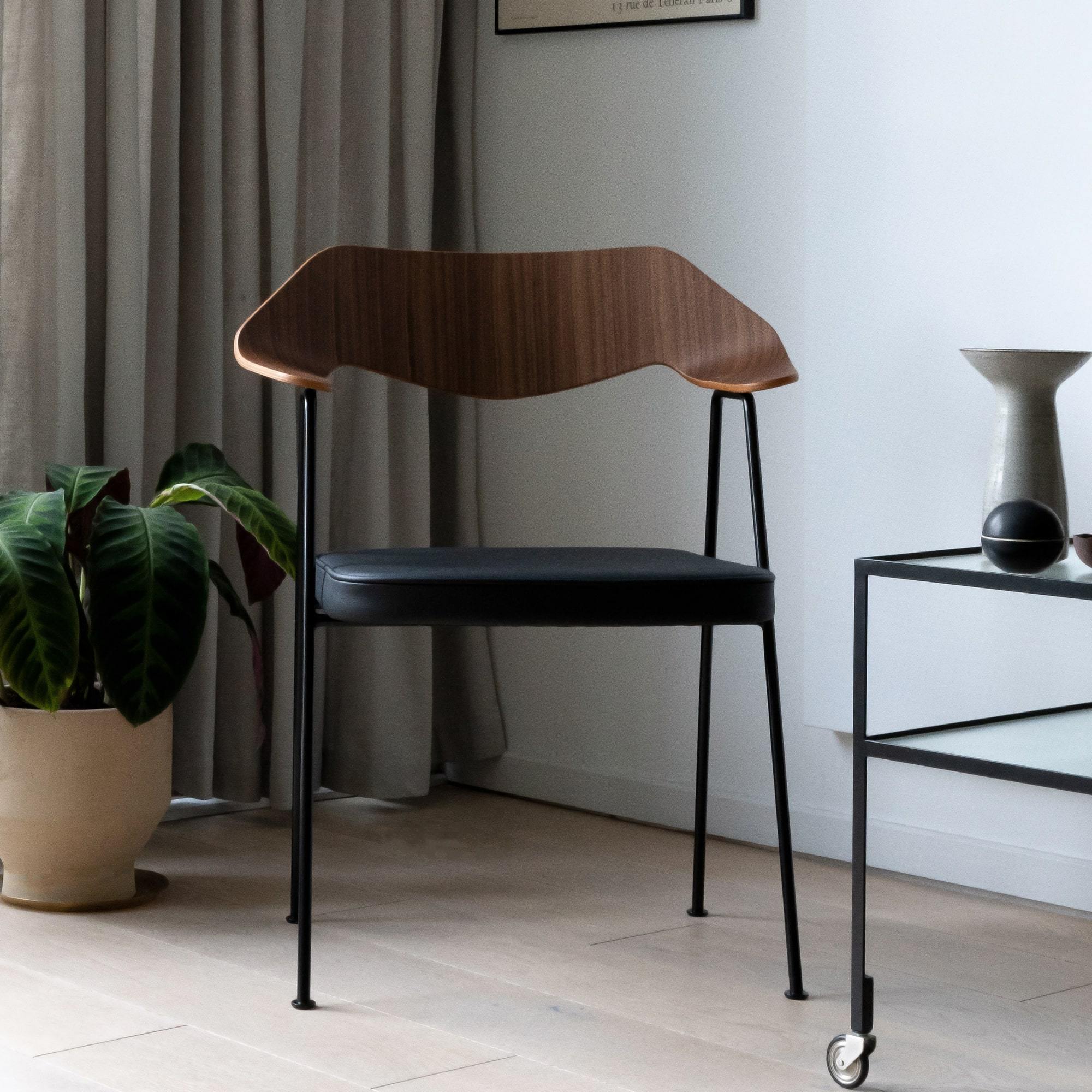 675 Chair - Case Furniture