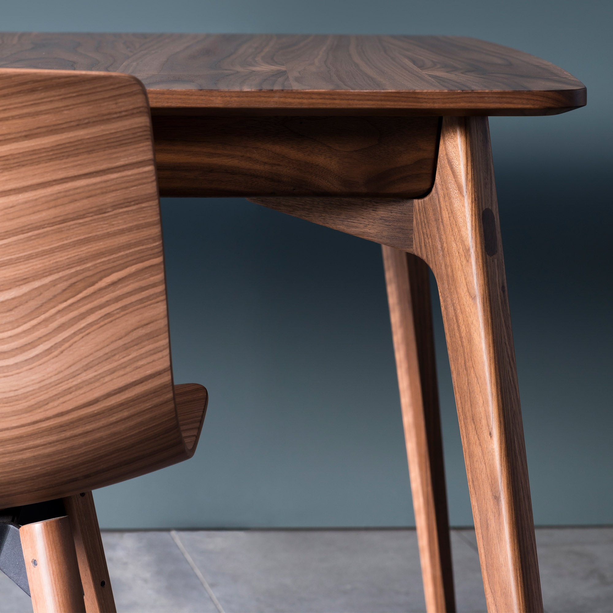 Dulwich Extending Table