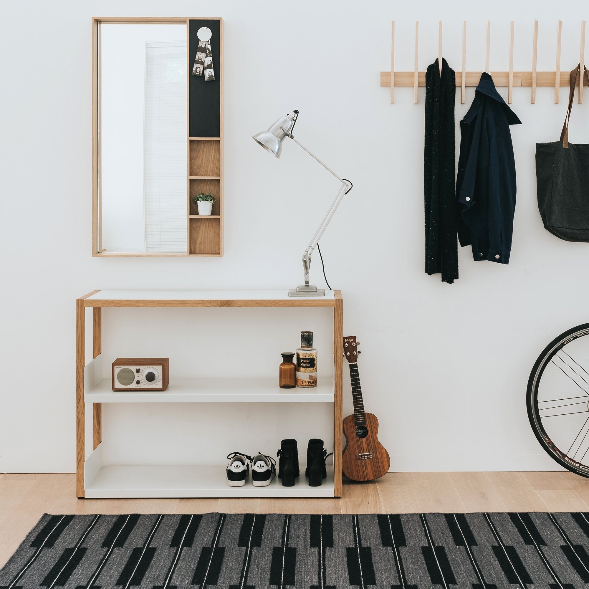 Spindle Rug - Case Furniture