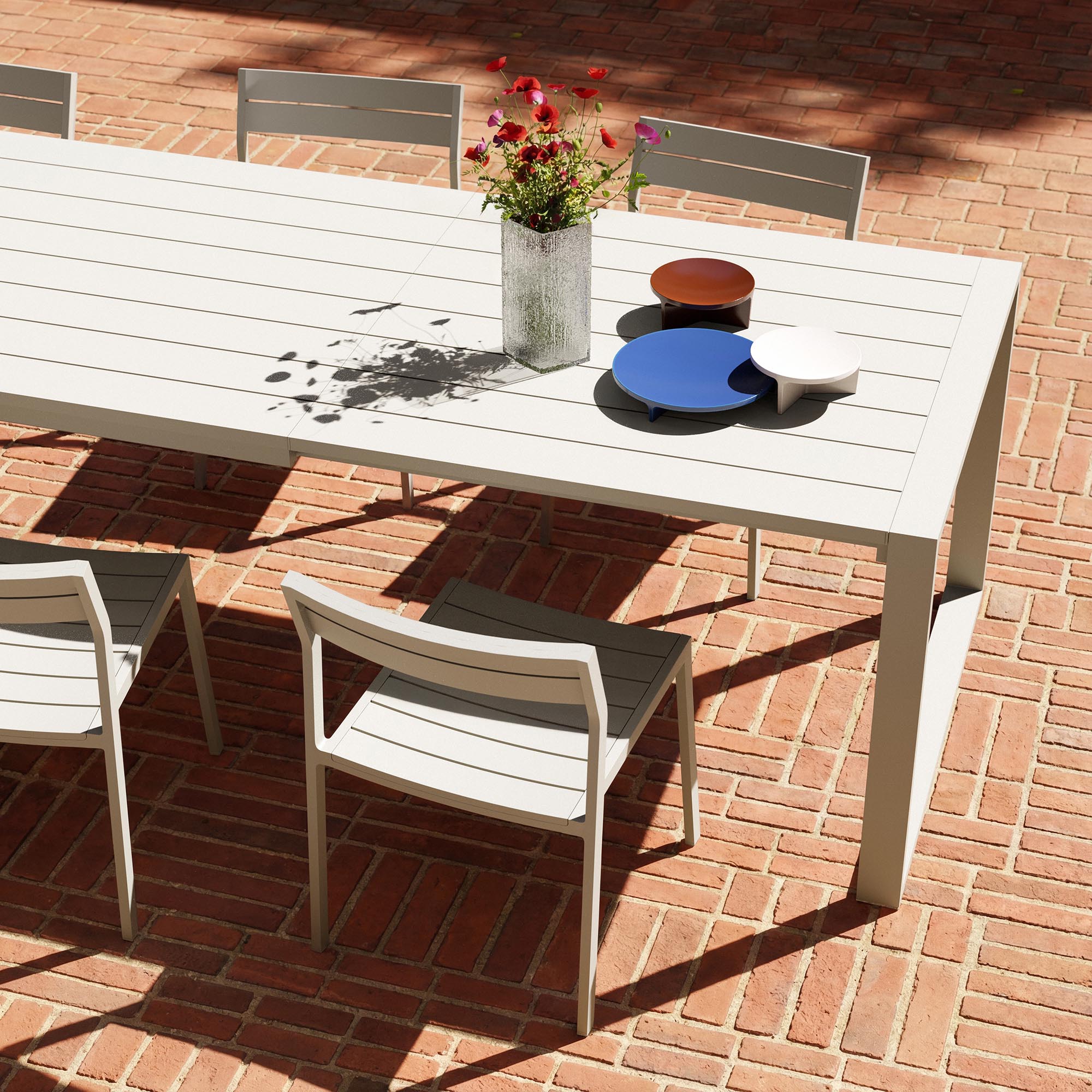 Eos Garden Furniture | Case Furniture