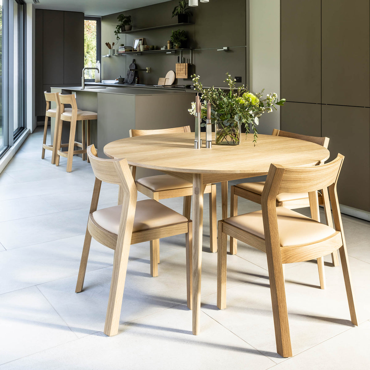 Profile Chair by Matthew Hilton | Dining Chairs | Case Furniture